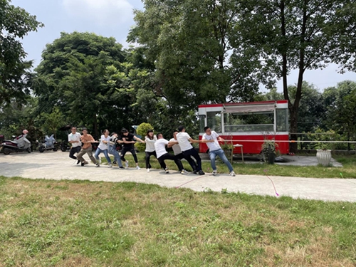 �����l(f��)չ��˾���ж��^�M(j��n)�����h�����(gu��)�������l(f��)չ��˾�_չ����(hu��)���(d��ng)